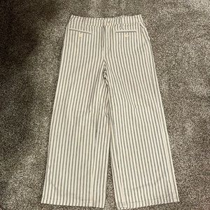 Cream stripped Madewell wide leg pants. Size 25